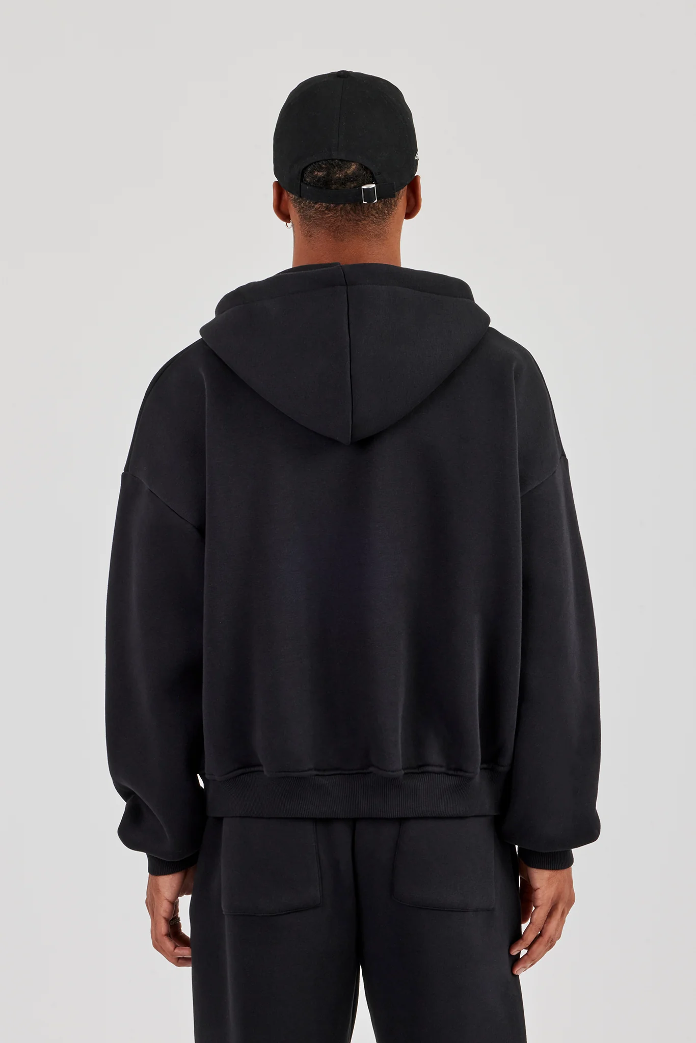 Logo Tab Zip Hoodie Black - Image 4