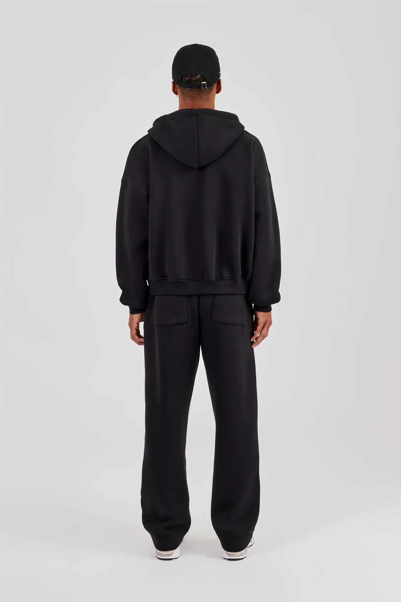 Logo Tab Zip Hoodie & Relaxed Jogger - Black - Image 3