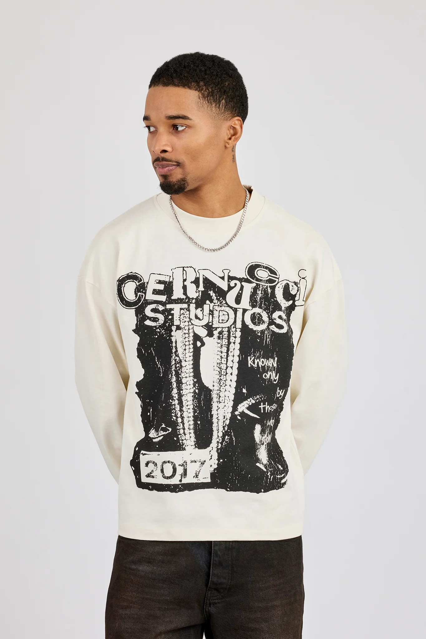 Long Sleeve Cernucci Studios Chain T-Shirt - Off White - Image 3