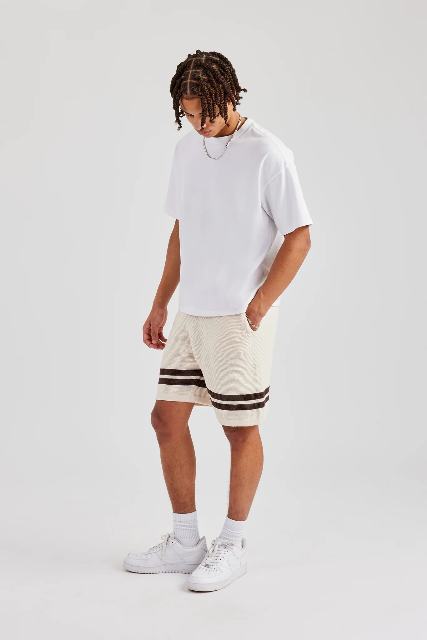 Loose Fit Knitted Short - Off White - Image 4