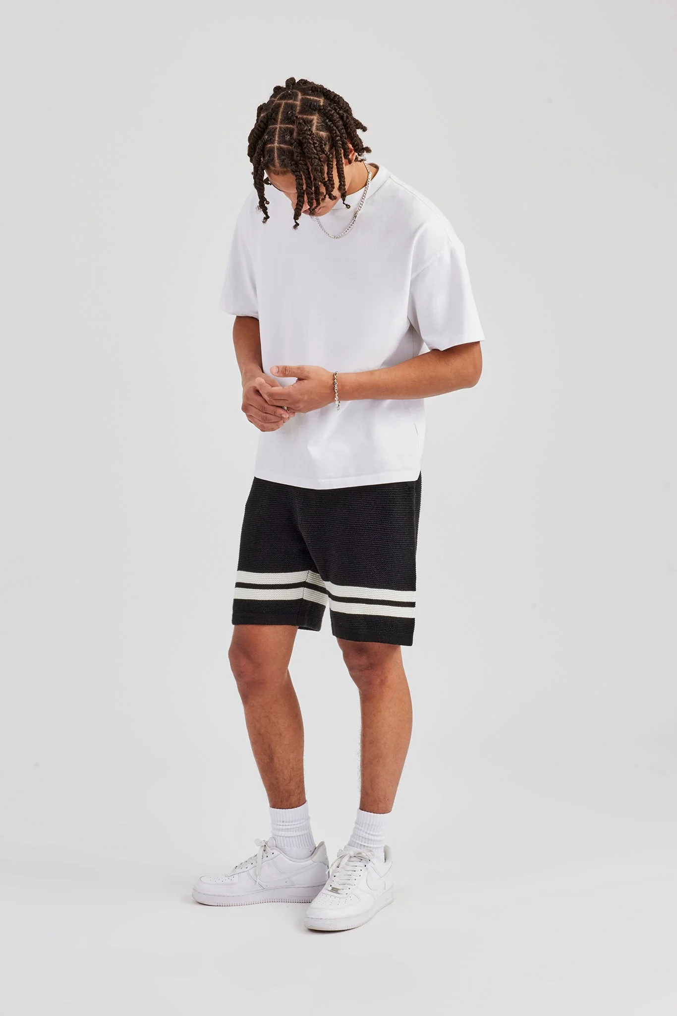 Loose Fit Knitted Short - Black - Image 4
