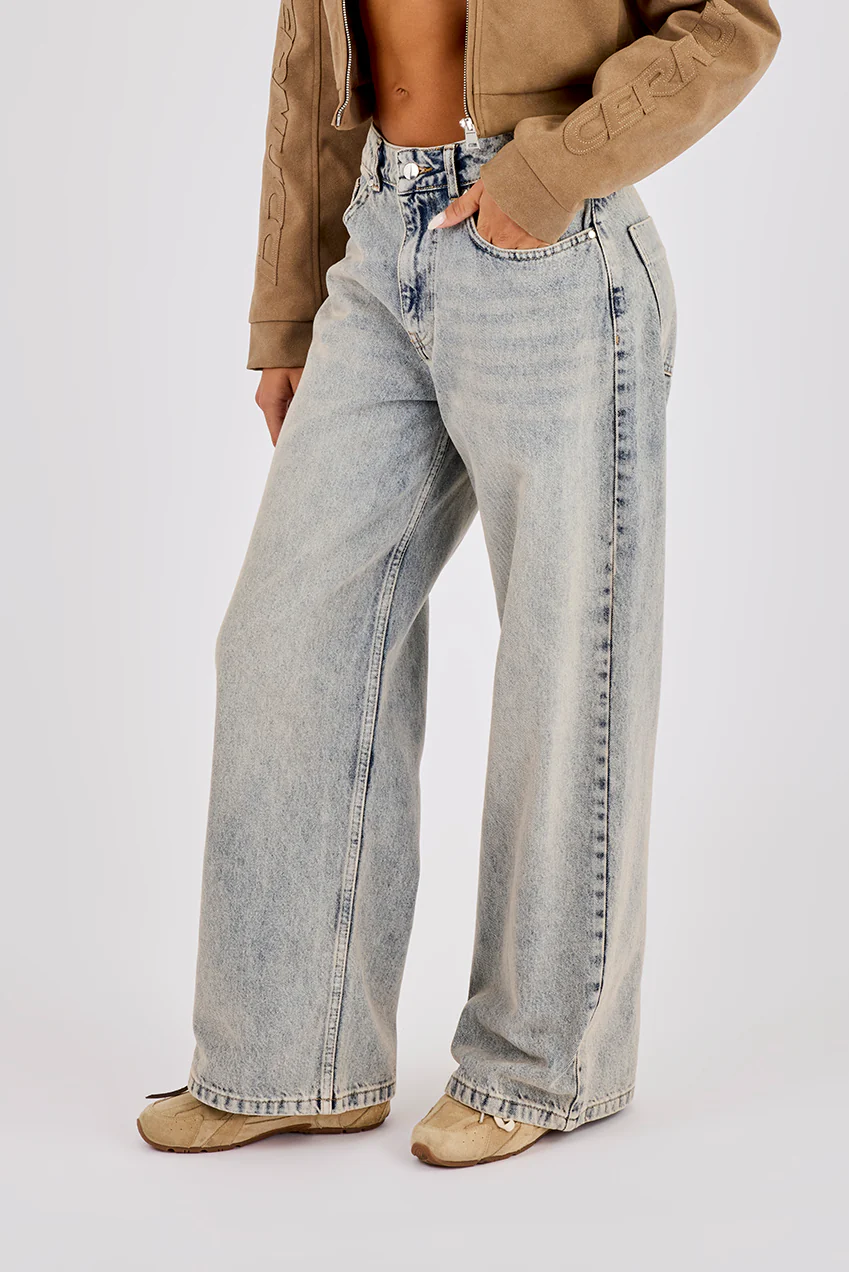 Low Rise Baggy Jean - Antique Wash - Image 3