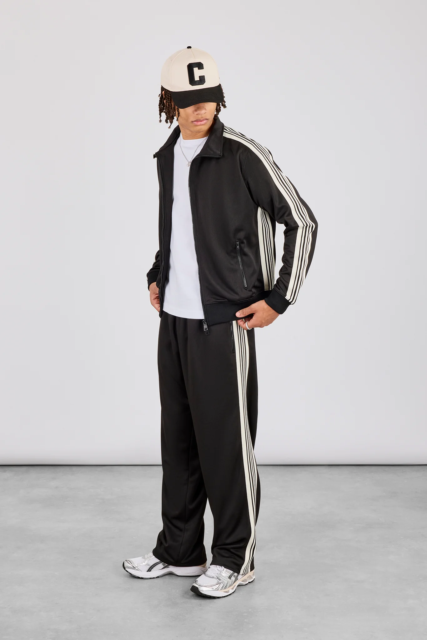Men's Regular Poly Smooth Taping Track Top & Track Pant - Black - Image 2