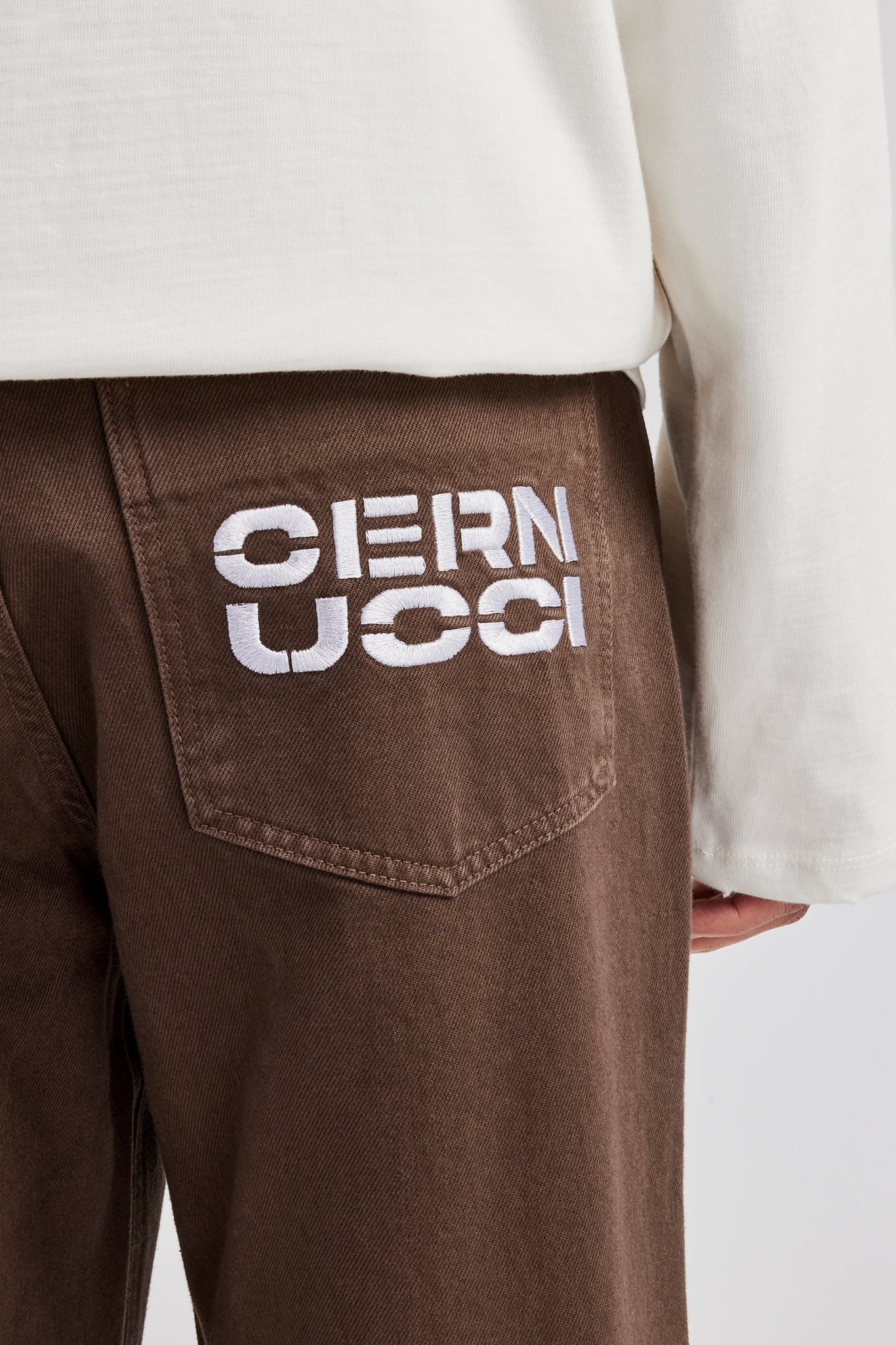 Mens Baggy Fit Pocket Detailed Denim Jean - Dark Chocolate - Image 3