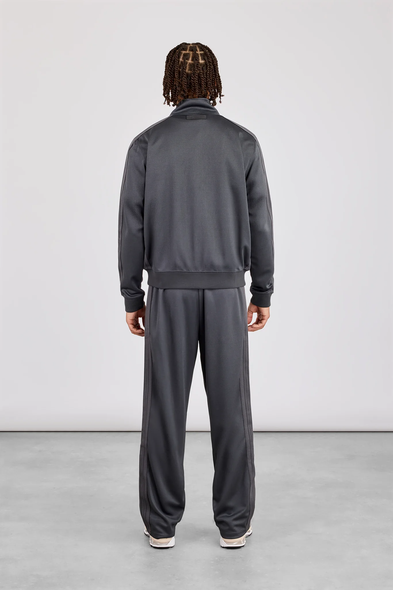 Mens Regular Poly Smooth Taping Tracksuit - Charcoal - Image 4