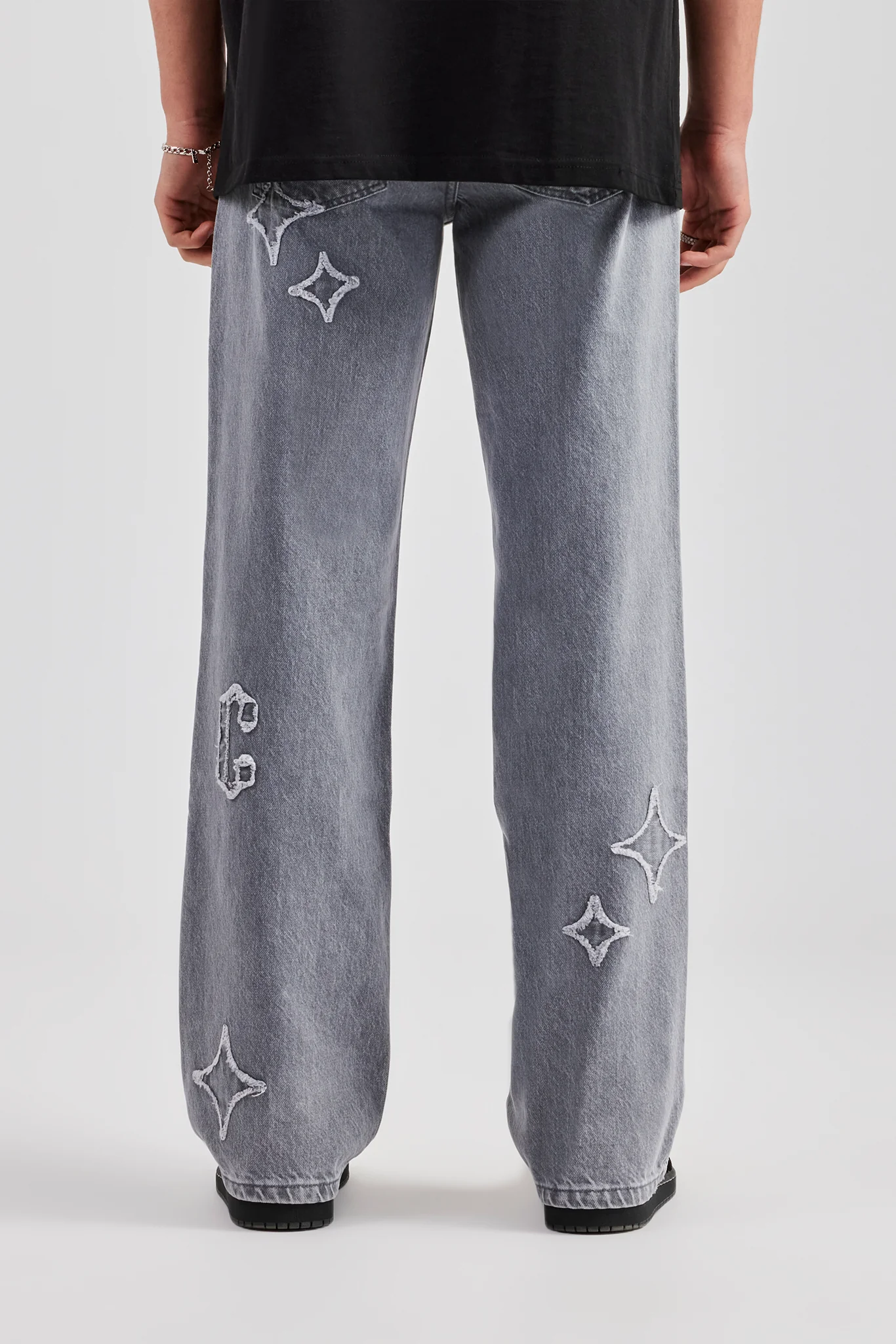 Mens Relaxed Fit Applique Denim Jean - Washed Grey - Image 3
