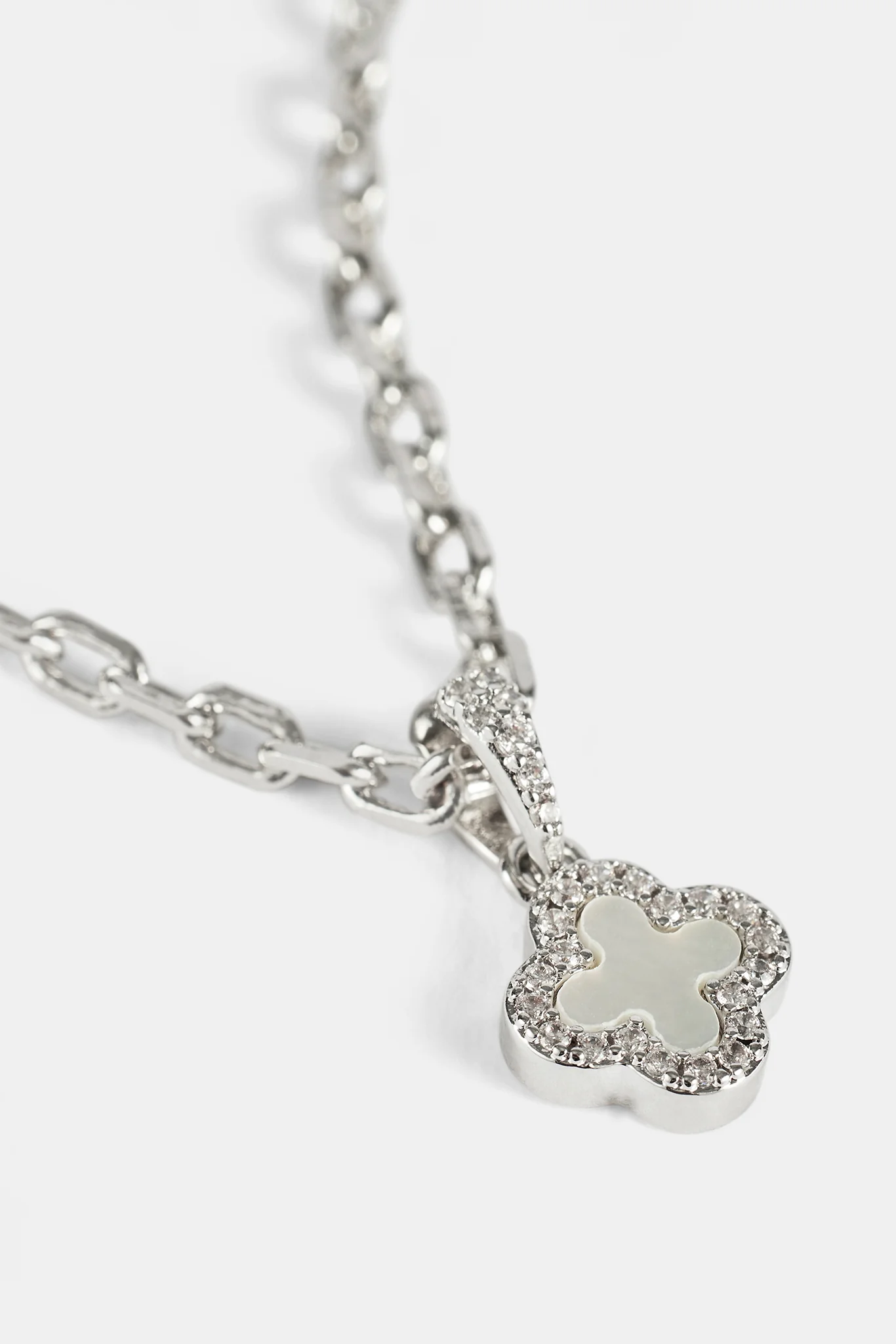 Mother Of Pearl Motif Rolo Necklace - 8mm - White - Image 2