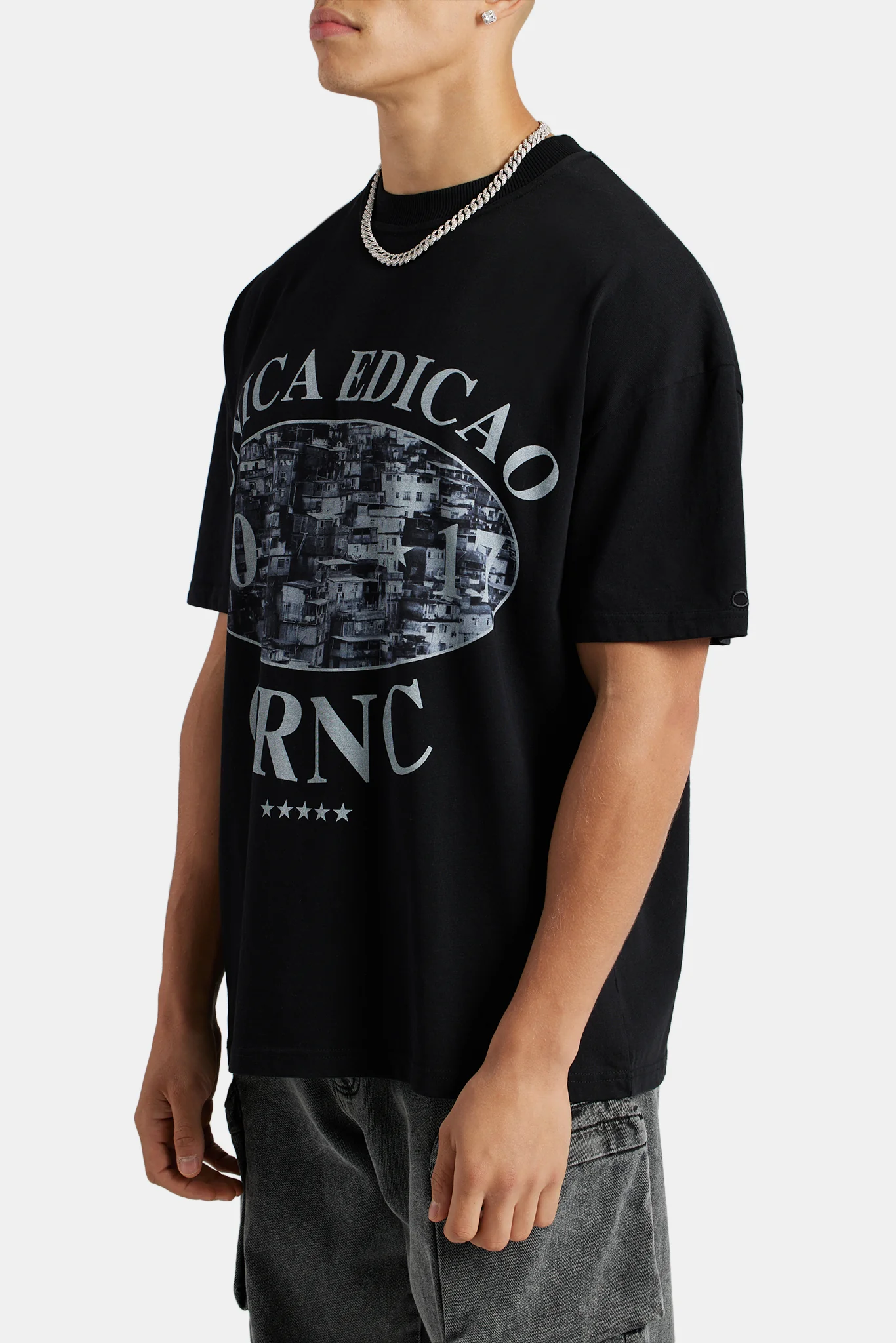 Oversized Favela Graphic T-Shirt  - Black - Image 4
