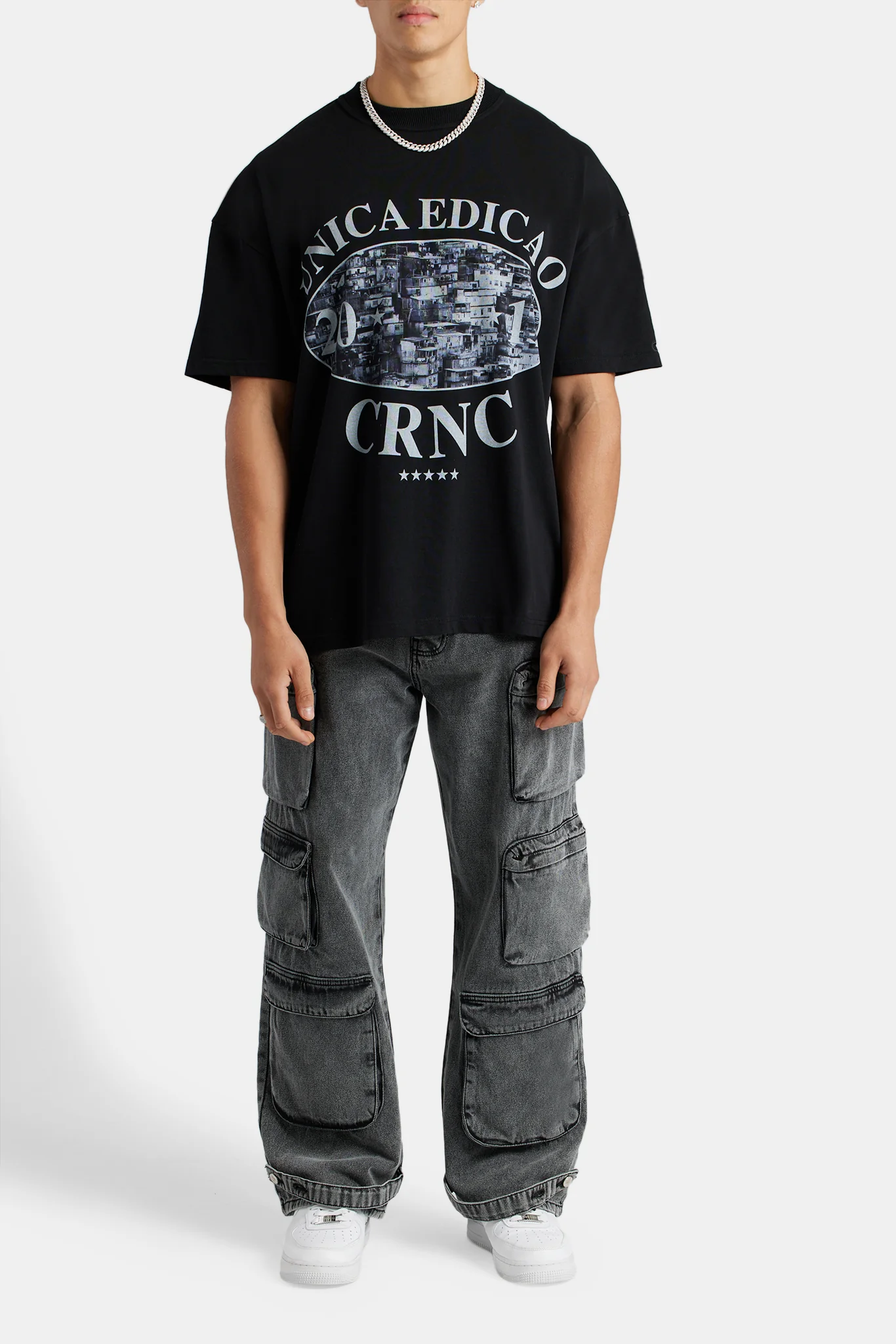 Oversized Favela Graphic T-Shirt  - Black - Image 5