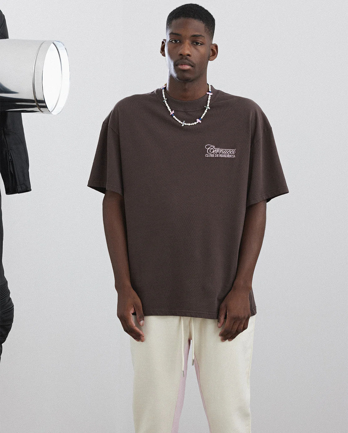 Palm Print T-Shirt - Chocolate - Image 2