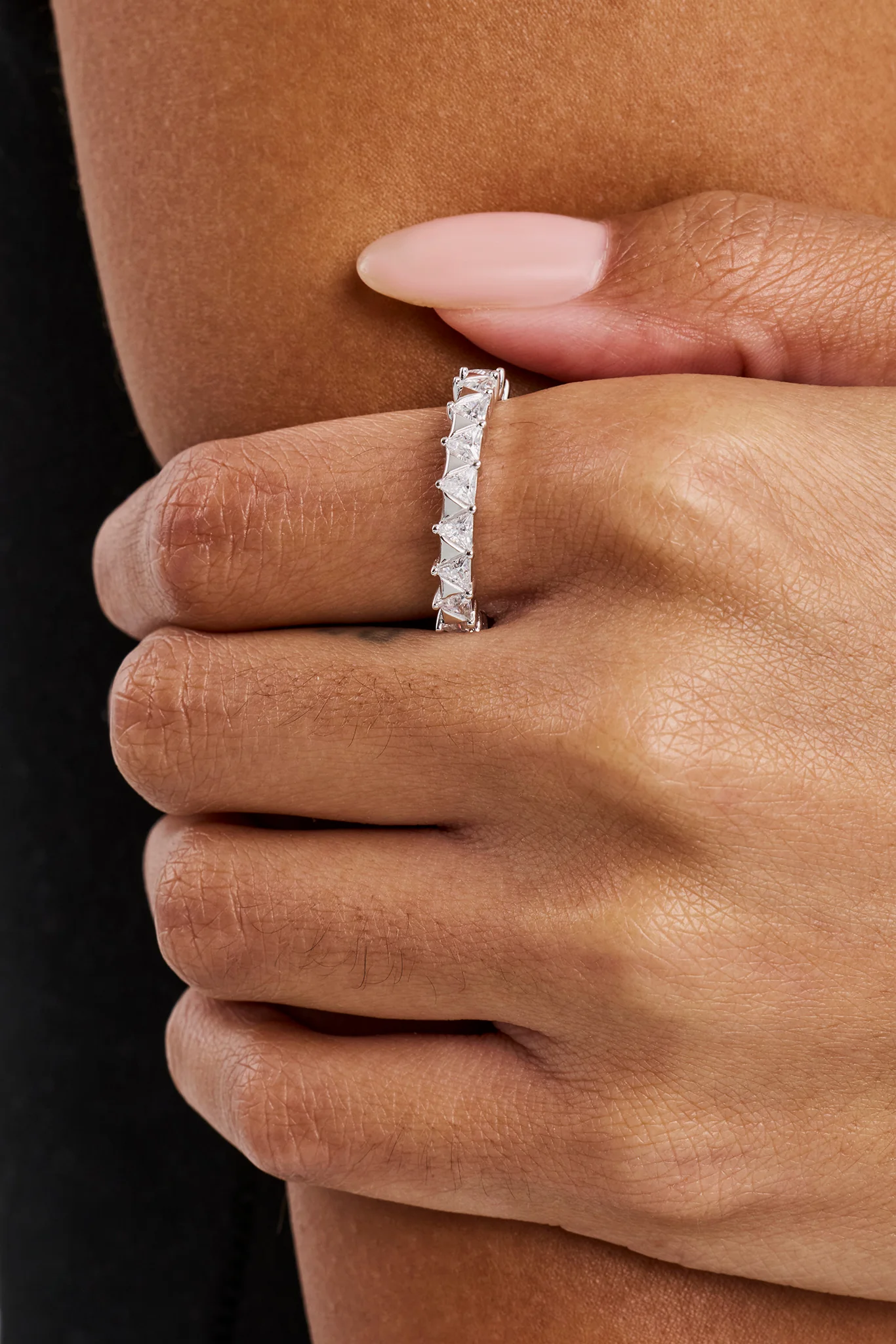 Polished & Iced Triangle Ring - 3mm - White Gold - Image 2