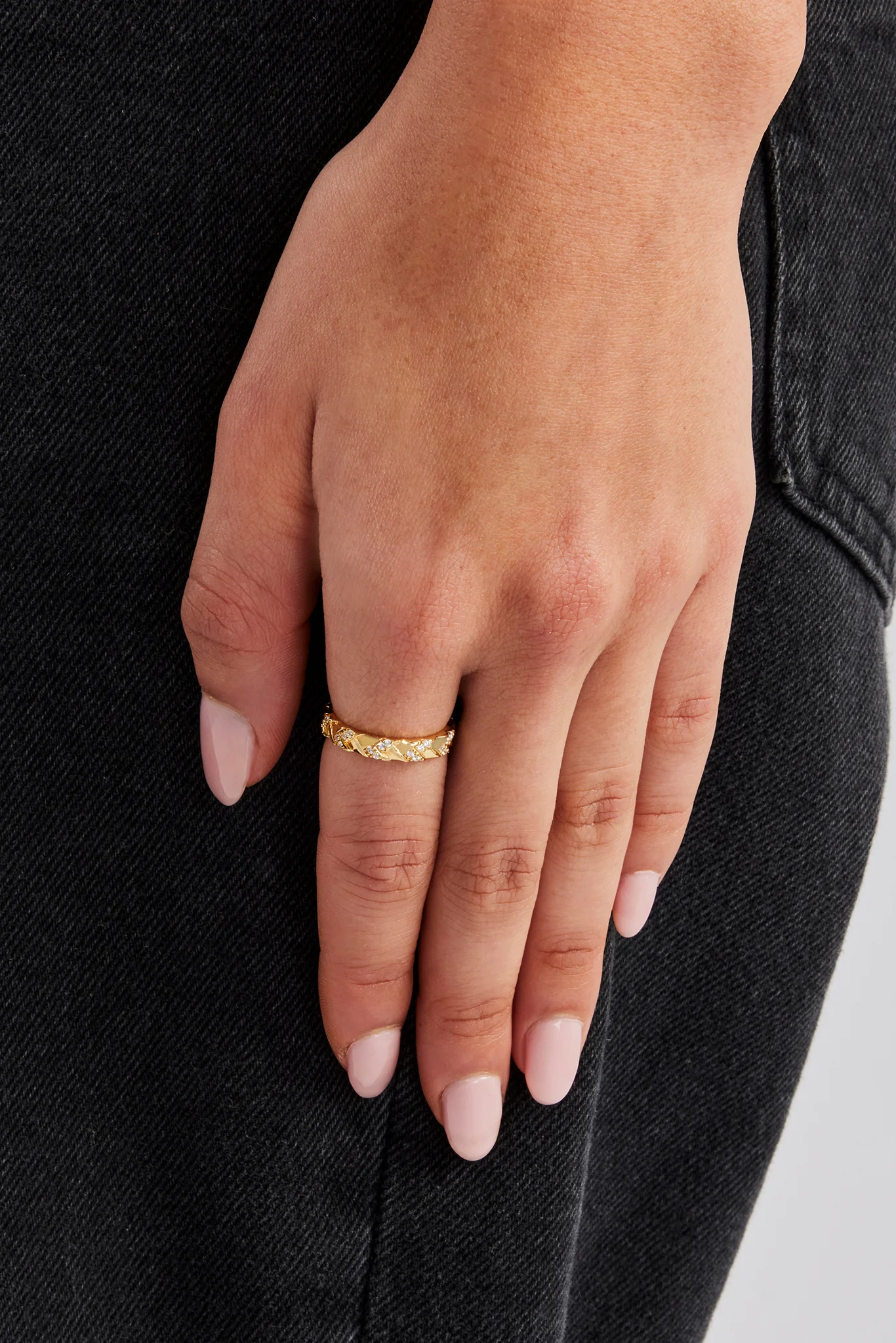 Polished & Iced Woven Ring - 4mm - Image 2