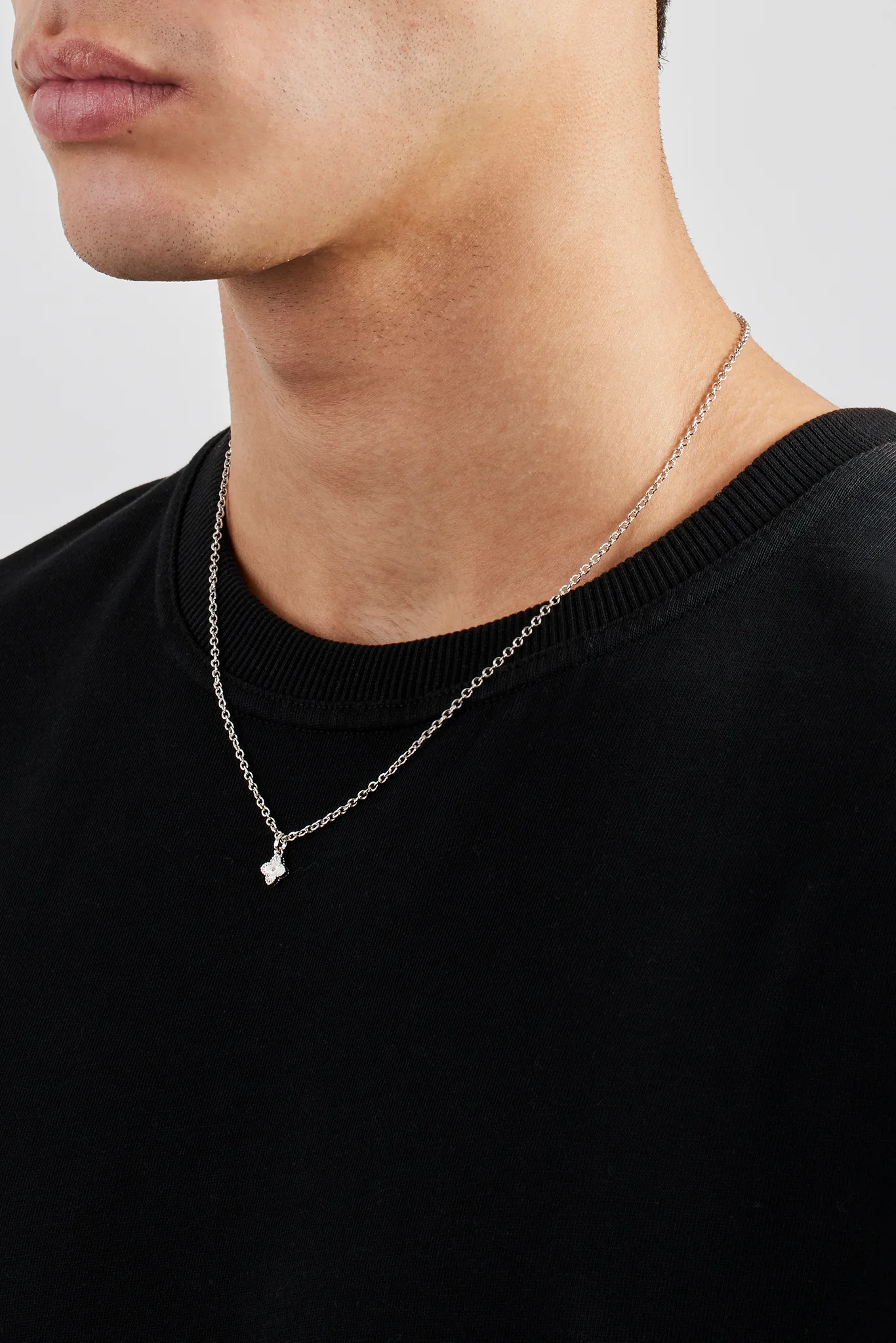Polished Motif Pendant Necklace - 8mm - Image 4