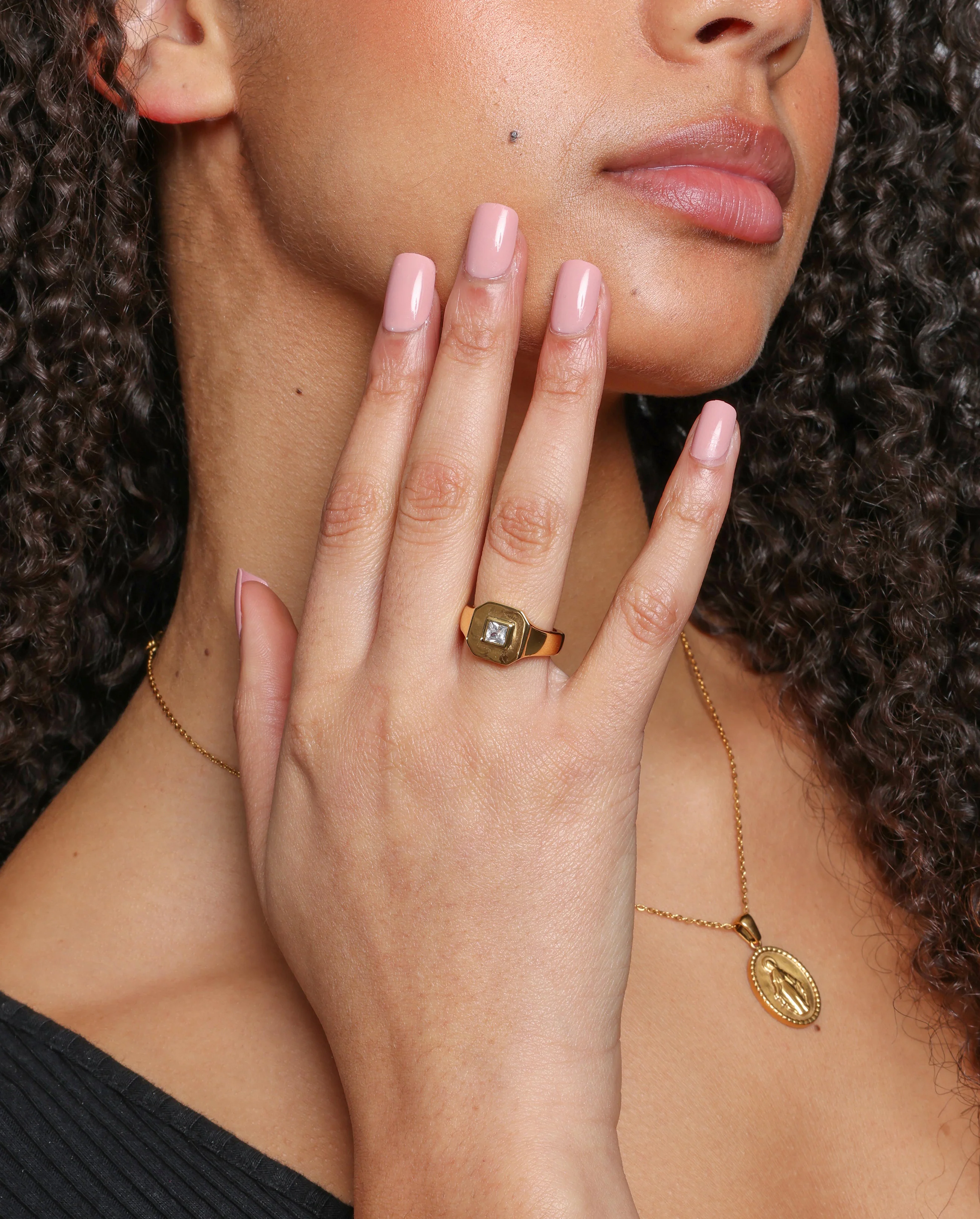 Rectangle Signet Ring - Gold - Image 2