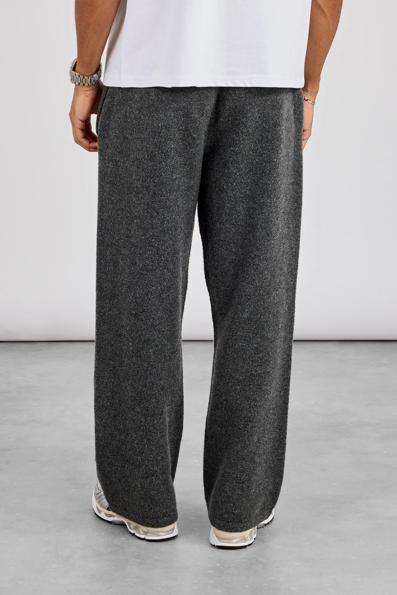 Relaxed Knitted Intarsia Jogger - Charcoal - Image 3