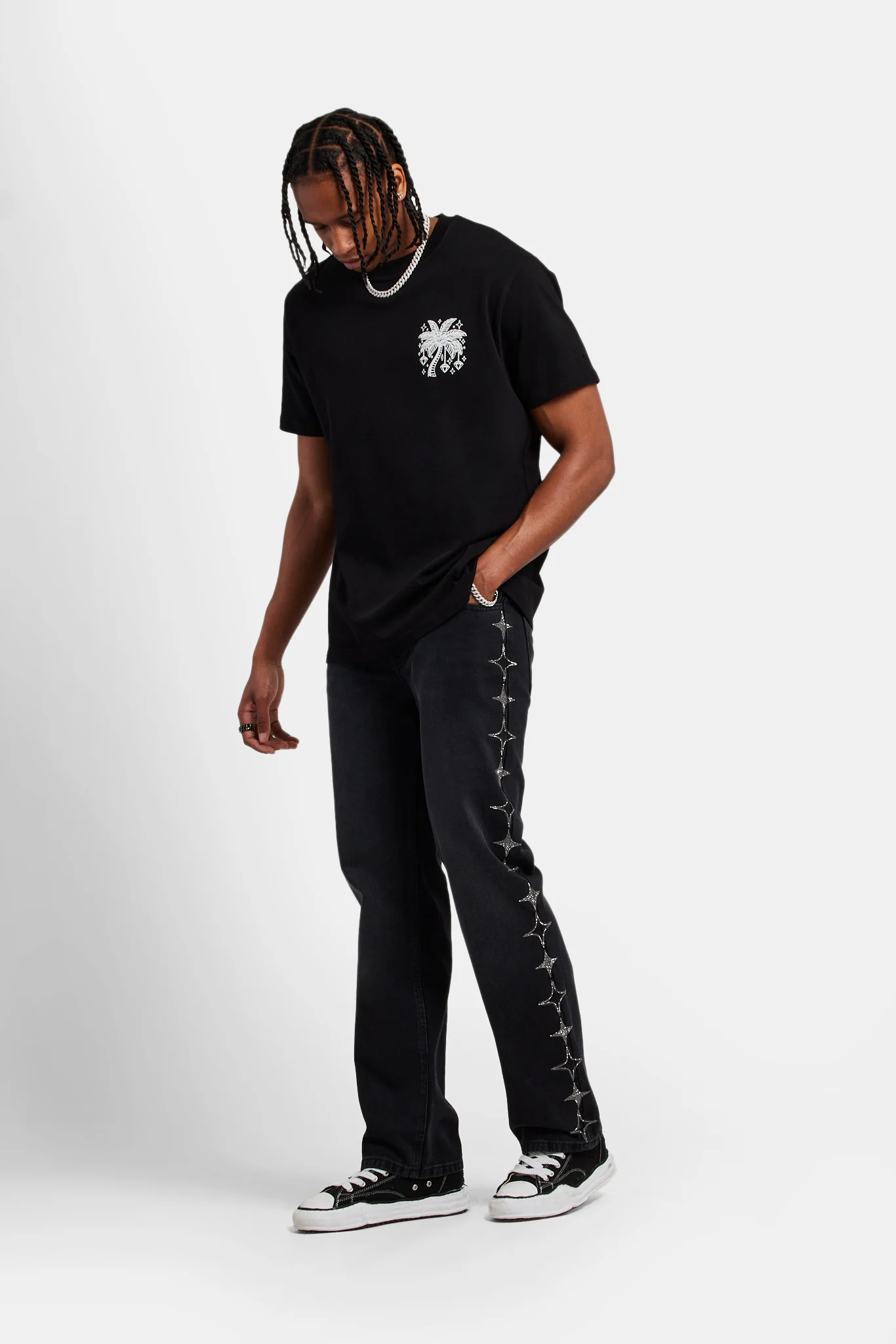 Relaxed Rhinestone Star Jeans - Washed Black - Image 4