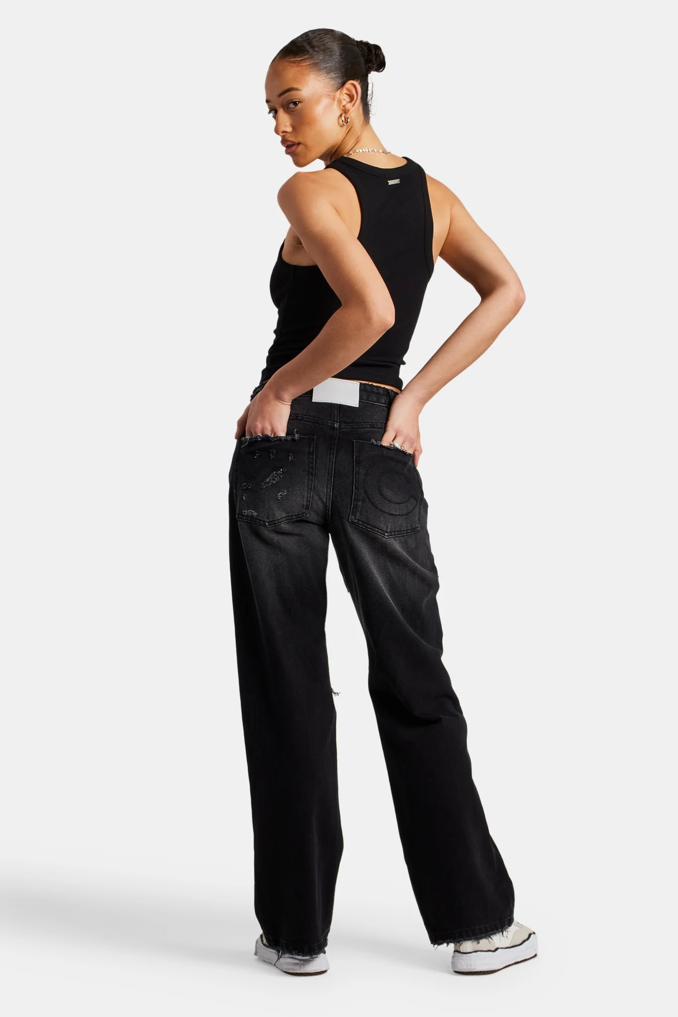 Relaxed Ripped Jeans With Distressing - Washed Black - Image 3