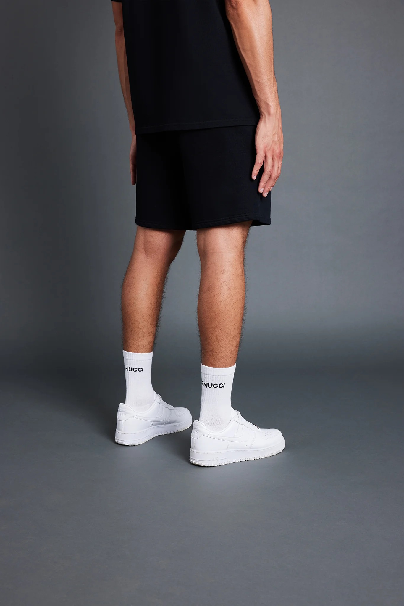 Relaxed Shorts - Black - Image 4