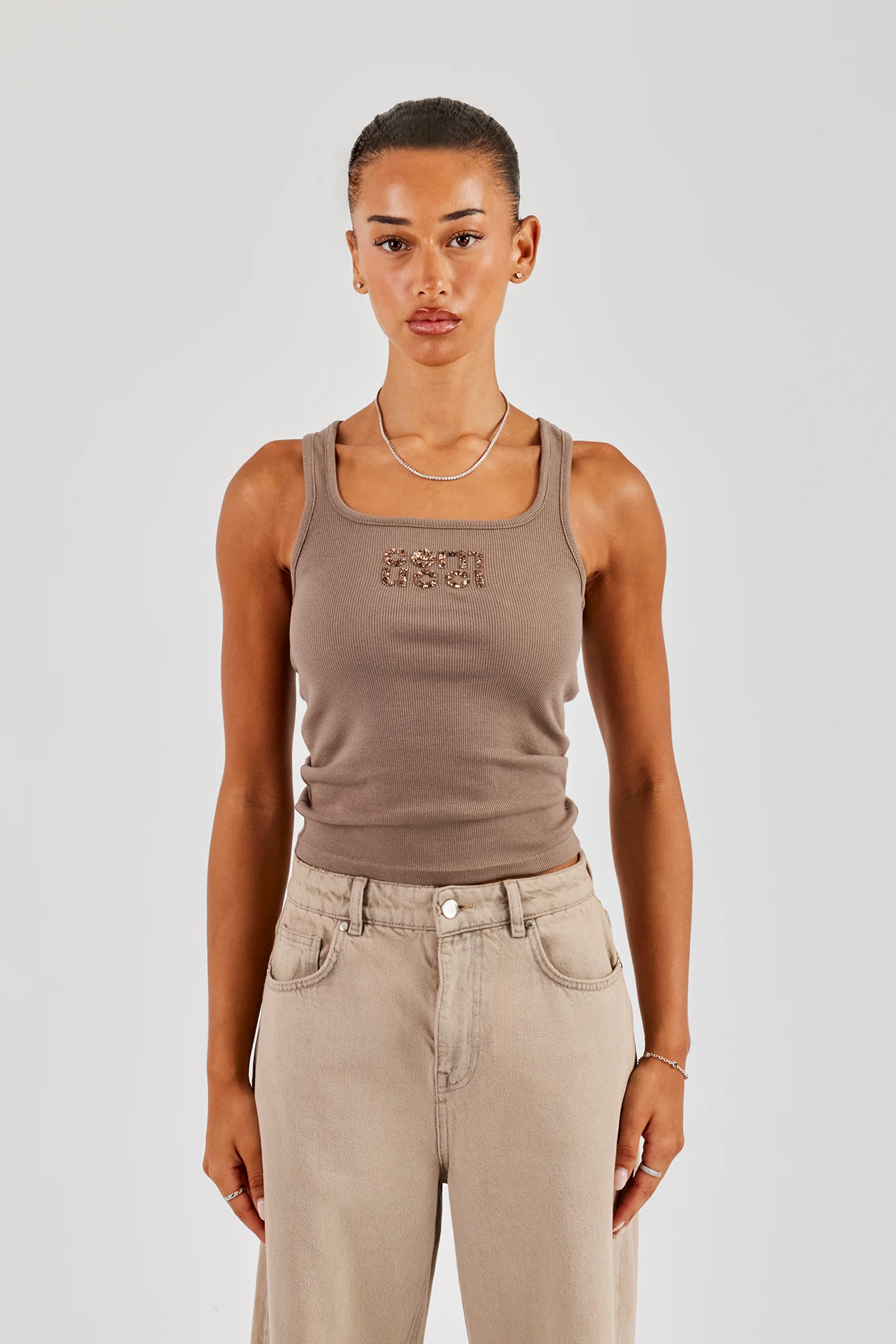 Rib Glitter Applique Vest - Taupe - Image 2