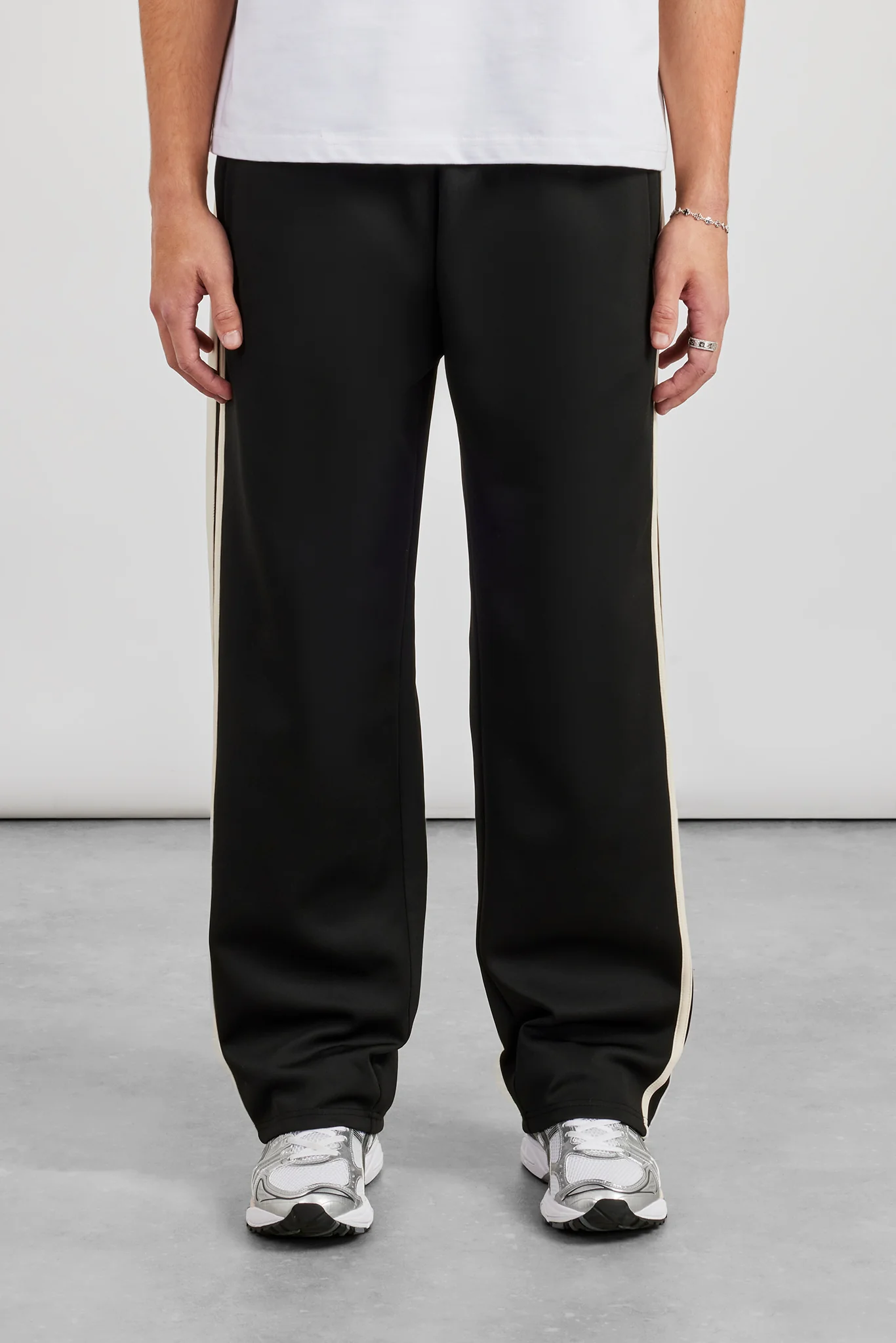 Rib Waist Relaxed Track Pant - Black - Image 3
