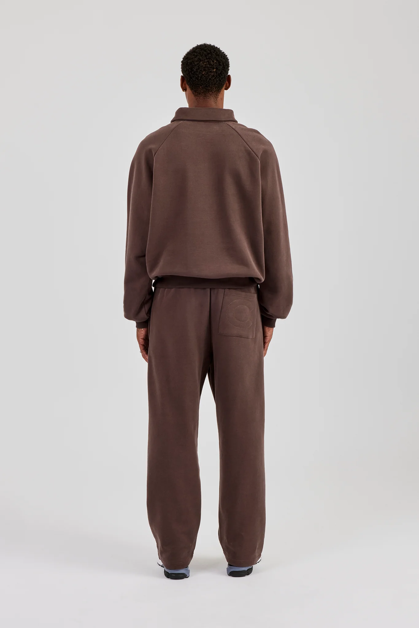 Rugby Sweater and Relaxed Jogger - Coffee - Image 4