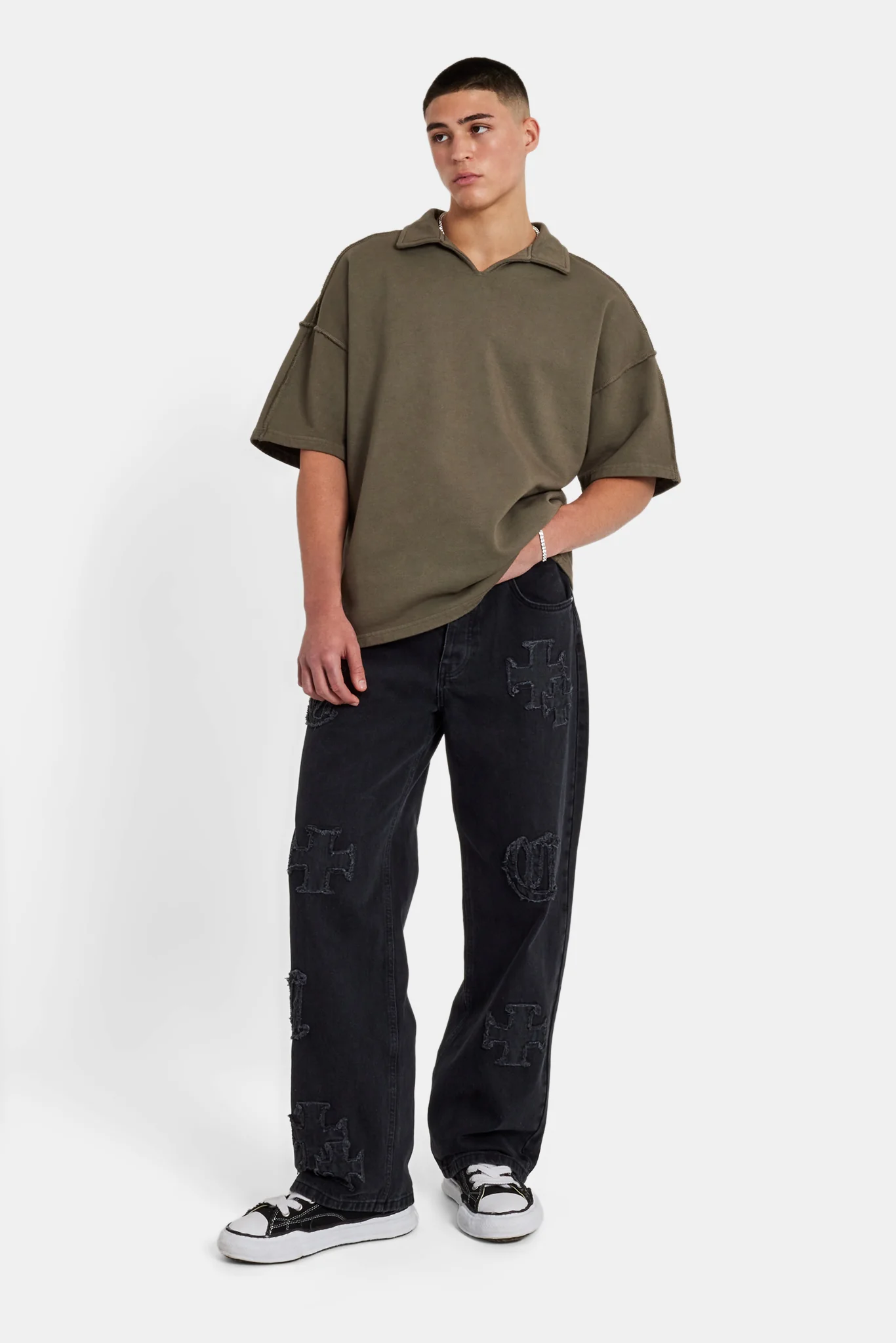 Short Sleeve Exposed Seam Collared Sweatshirt - Washed Green - Image 2