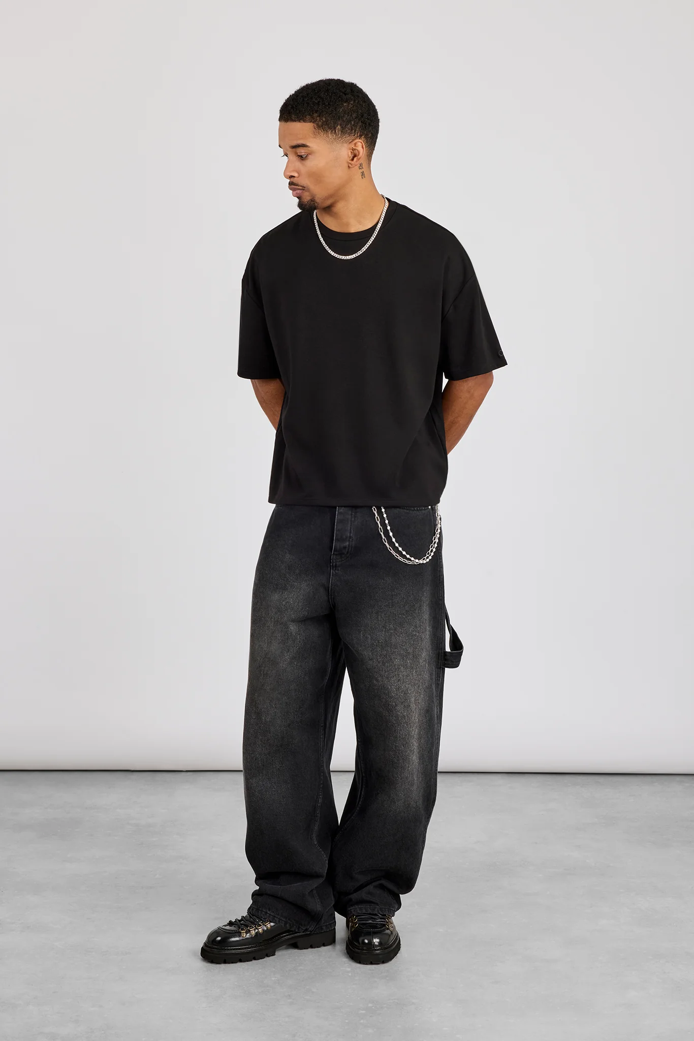 Soft Touch Boxy T-Shirt - Black - Image 4
