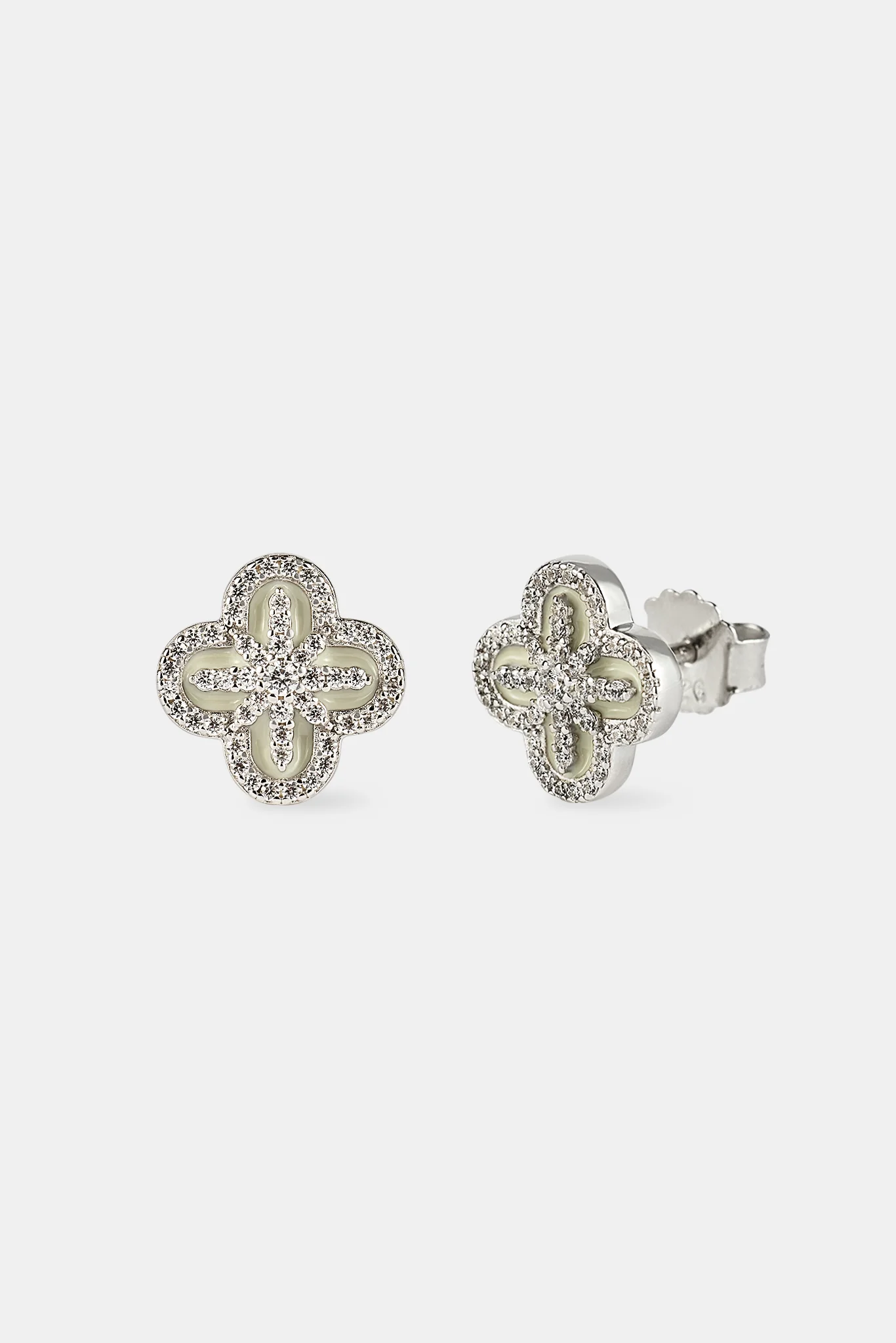 Star Motif Stud Earrings - 8mm - White - Image 2