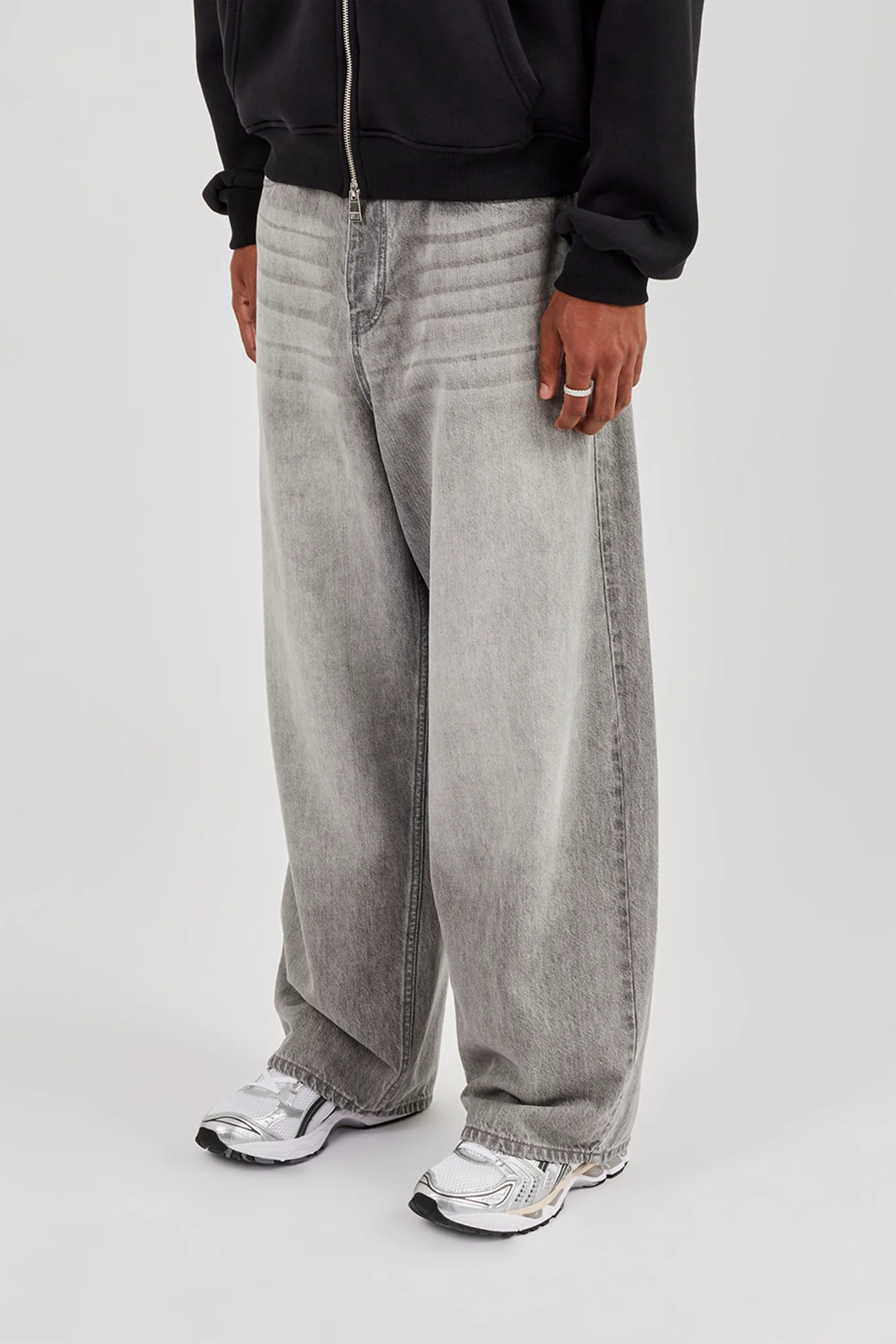 Super Baggy Jeans - Grey Wash - Image 3