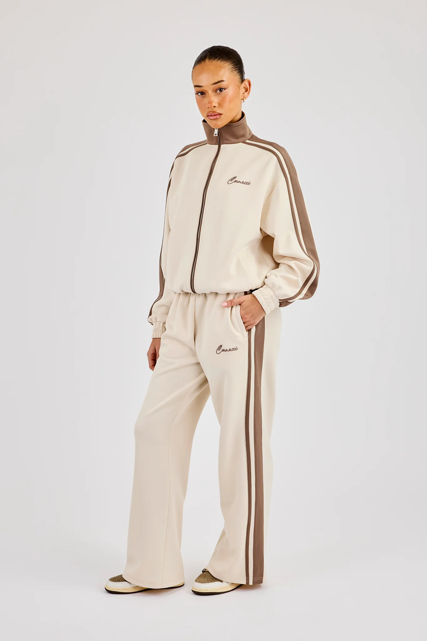 Taping Contrast Collar Tracksuit - Off White - Image 2