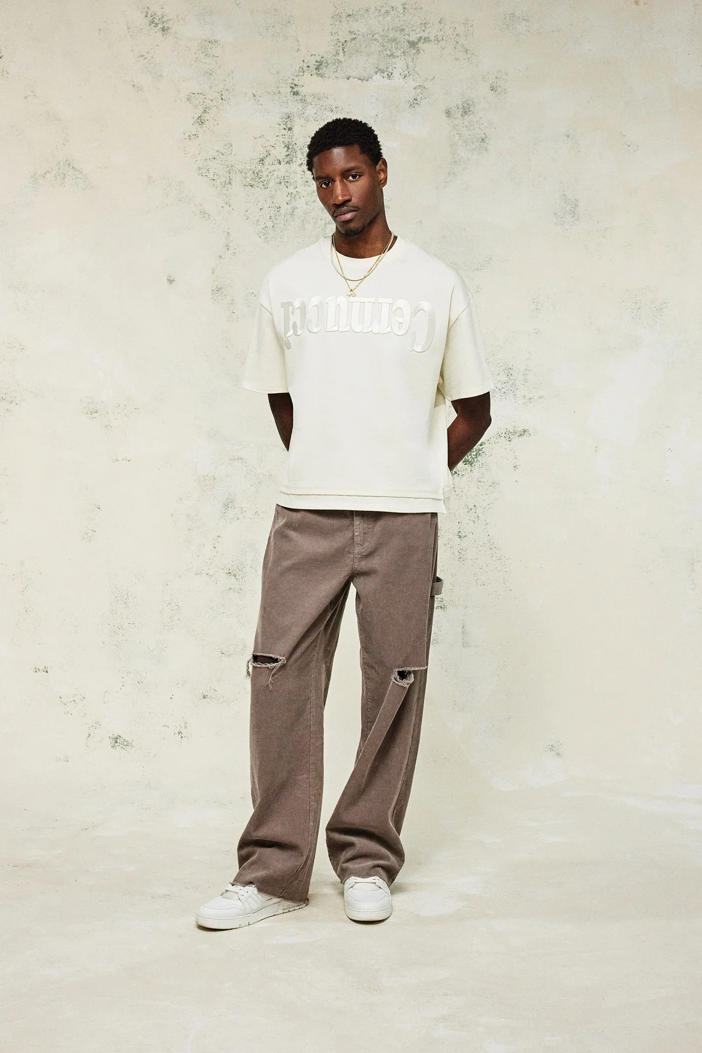 Washed Embroidered Faux Layer Boxy T-Shirt - Off White - Image 2