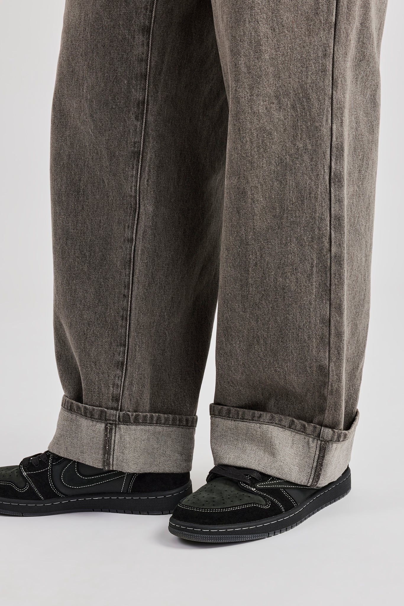 Washed Turn Up Baggy Jean - Washed Grey - Image 3