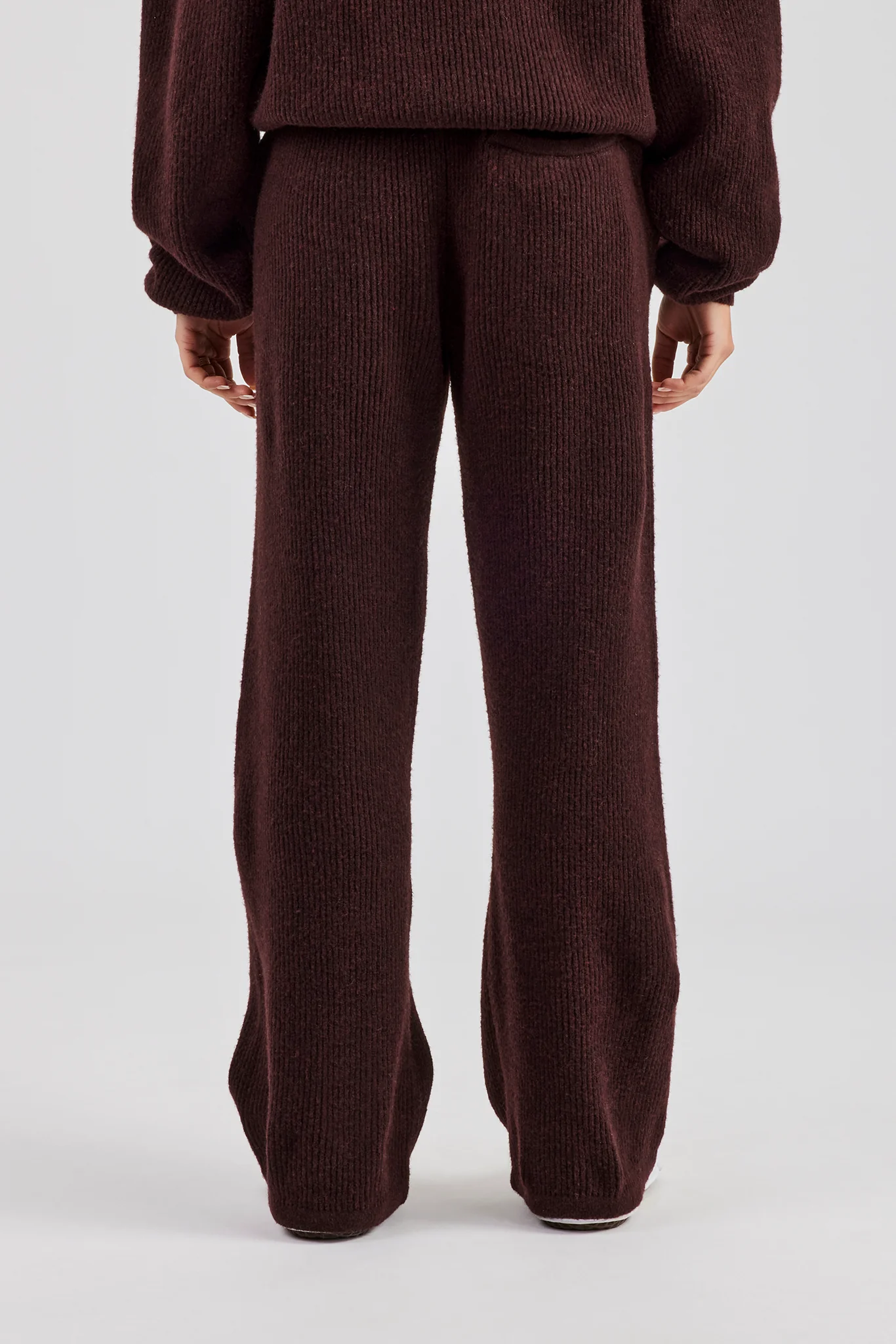 Wide Leg Knit Embroidered Jogger - Chocolate - Image 4