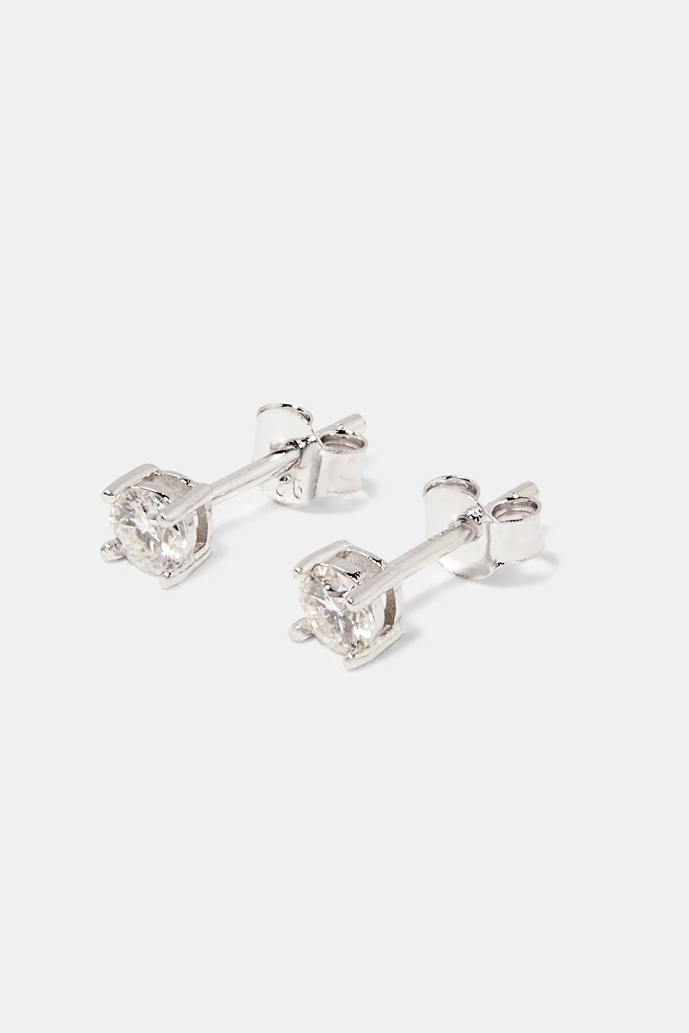 Women's Moissanite Round Stud Earrings - 4mm - Image 4